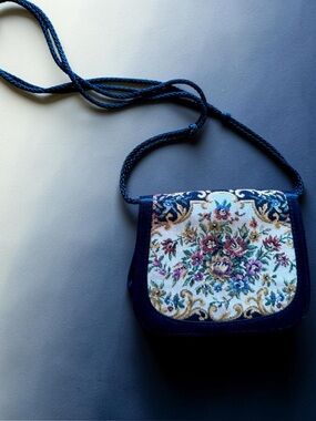 Vtg 90s Tapestry Needlepoint Shoulder Bag Black Satin Small Cottage